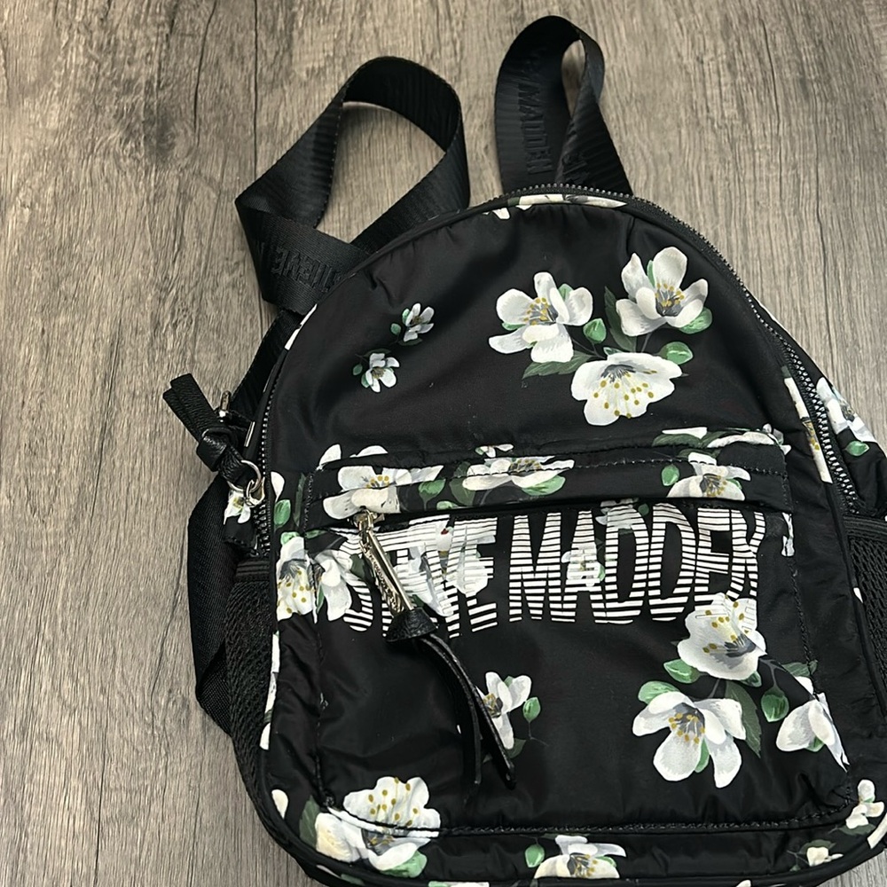 Steve Madden small backpack